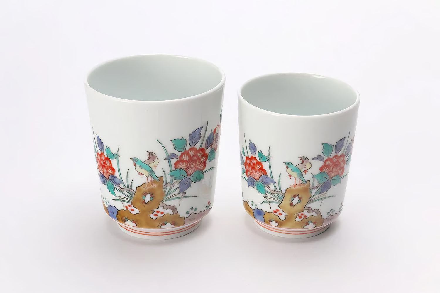 JAPANESE YUNOMI TEA CUP BOTAN CHOMON GUMI / ARITA WARE BY KAKIEMON