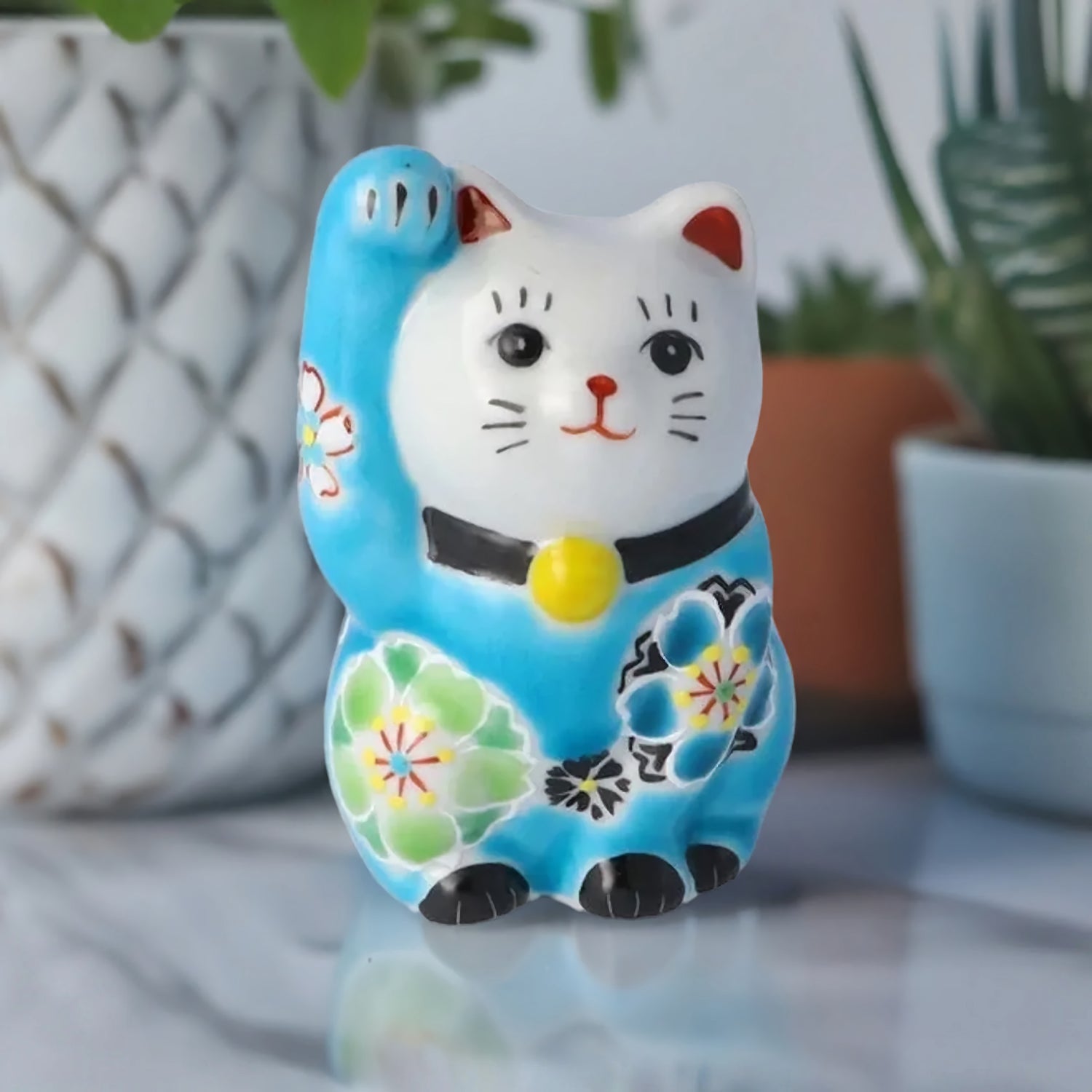 KUTANI WARE LUCKY CAT(MANEKI NEKO) KASANE ZAKURA (BLUE)/ KOKUZOU KLIN