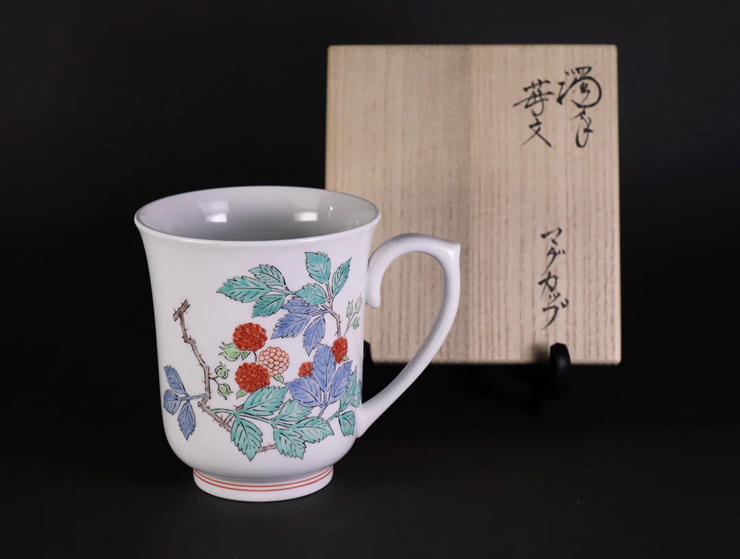 Sakaida Kakiemon 15th Generation