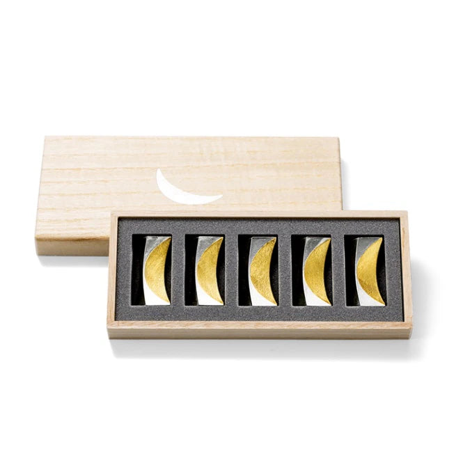 NOUSAKU MOON CHOPSTICK RESTS – GOLD LEAF SET OF 5