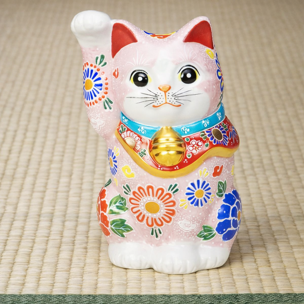 JAPANESE KUTANI PORCELAIN MANEKI NEKO – PINK RAISED ENAMEL DESIGN