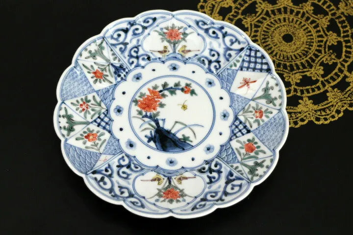 [IMPERIAL HOUSEHOLD PURVEYOR] KUTANI WARE IRO-E PANEL DESIGN WITH FLOWERS AND BIRDS / CHOZA YAMAMOTO