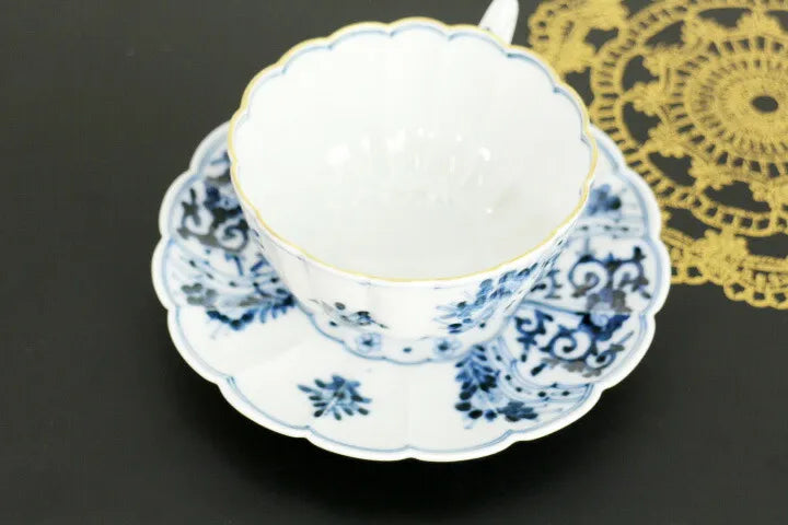 KUTANI WARE CUP & SAUCER – BLUE AND WHITE AUSPICIOUS DESIGN [IMPERIAL HOUSEHOLD PURVEYOR KILN] BY CHOZA YAMAMOTO