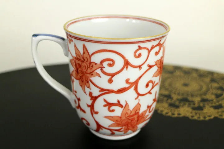 [IMPERIAL HOUSEHOLD–APPOINTED] KUTANI WARE  MUG (AKA-E PEONY & ARABESQUE DESIGN) / CHOZA YAMAMOTO (Copy)