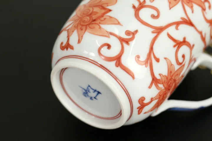 [IMPERIAL HOUSEHOLD–APPOINTED] KUTANI WARE  MUG (AKA-E PEONY & ARABESQUE DESIGN) / CHOZA YAMAMOTO (Copy)