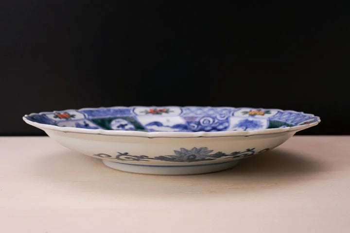 KUTANI WARE (OFFICIAL KILN OF THE IMPERIAL HOUSEHOLD AGENCY) SERVING PLATE (IROE SHOZUI) / CHOZA YAMAMOTO