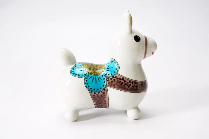 JAPANESE KUTANI PORCELAIN RODY FIGURINE – SWEDISH STYLE FLOWER DESIGN (WHITE)