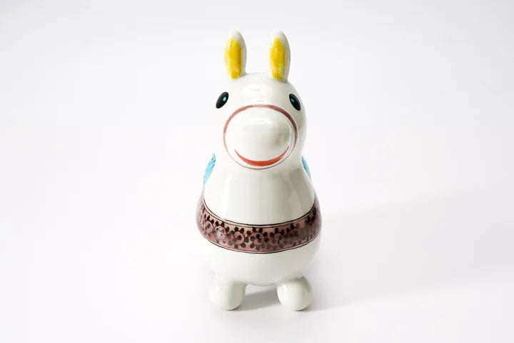 JAPANESE KUTANI PORCELAIN RODY FIGURINE – SWEDISH STYLE FLOWER DESIGN (WHITE)