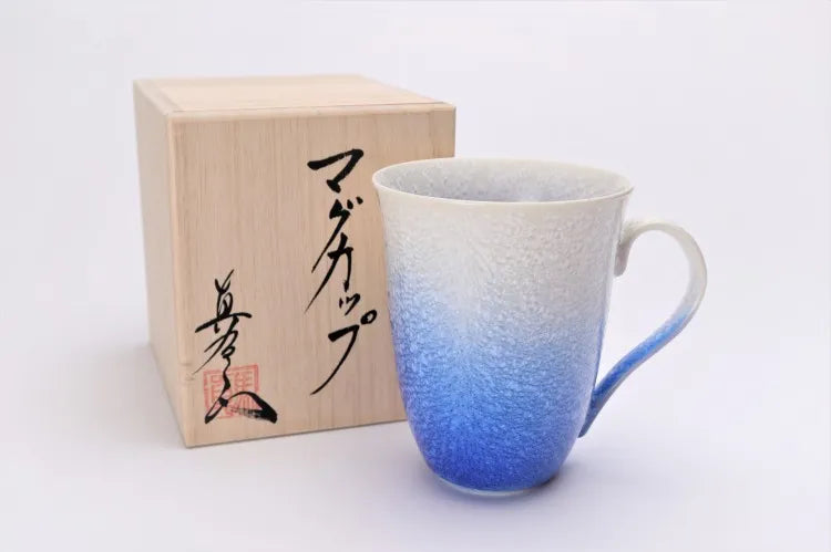 ARITA WARE MUG “AIZOME SUITEKI” – INDIGO WATER DROPLET / SHINEMON KILN