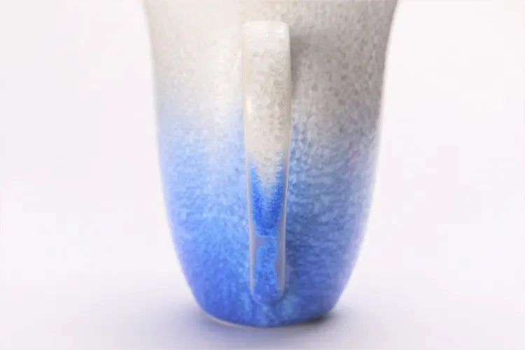 ARITA WARE MUG “AIZOME SUITEKI” – INDIGO WATER DROPLET / SHINEMON KILN