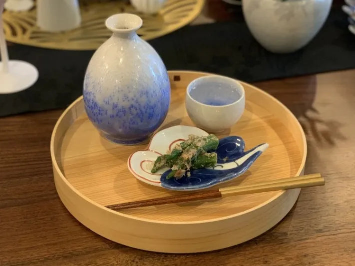 JAPANESE ARITA INDIGO DEW – SAKE CUP SET (WITH WOODEN BOX)/ SHINEMON KLIN