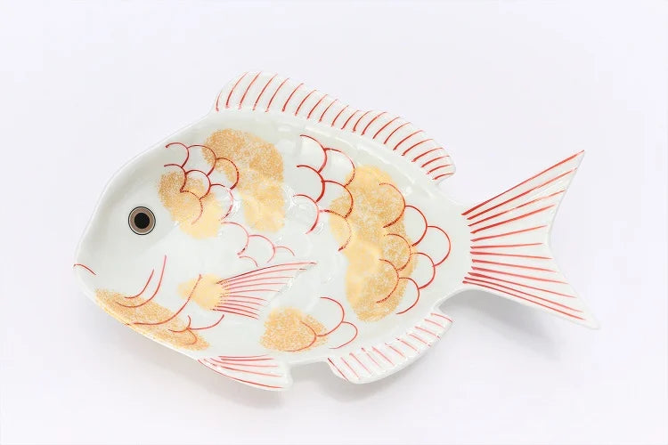 ARITA WARE NISHIKI GOLD-ACCENTED TAI-SHAPED DISH / KOURAKU KILN