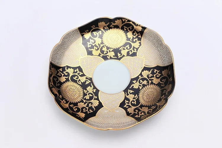ARITA COFFEE CUP BLACK GROUND TEACUP WITH GOLD CHRYSANTHEMUM DESIGN/ TOKUKŌ KILN