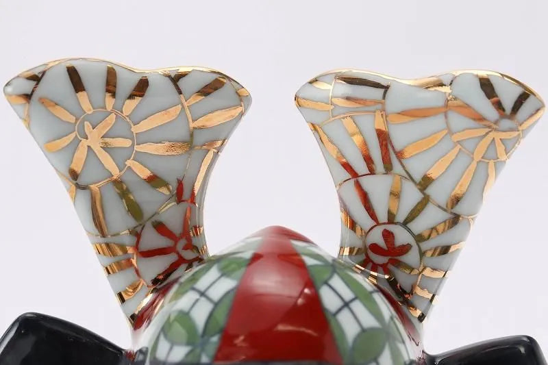 ARITA WARE EXTRA-LARGE KABUTO HELMET “SHIPPO & FLORAL ARABESQUE” / KOSUZU TOGEI