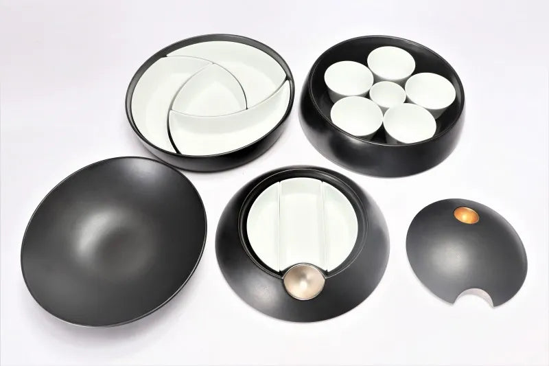 ARITA JAPANESE PORCELAIN BLACK GLAZE FOUR-TIER JEWEL-SHAPED JUBAKO BENTO BOX – RISOGAMA KILN