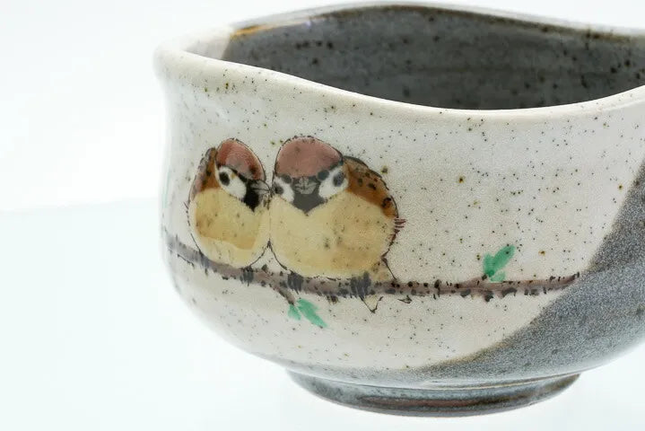 KUTANI WARE MATCHA BOWL “TWO SPARROWS” HAND-PAINTED BY TOSHITO NAKAMURA WITH ORIGINAL WOODEN BOX