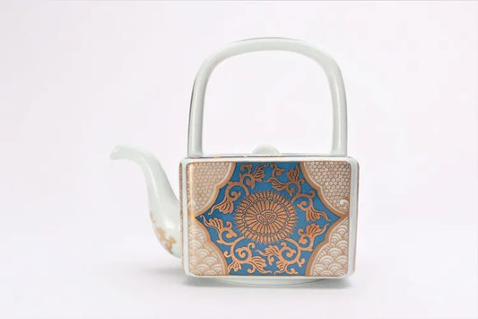 ARITA WARE TOSO SAKE SET “BLUE & GOLD CHRYSANTHEMUM DESIGN / TOKKO KILN