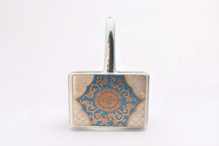 ARITA WARE TOSO SAKE SET “BLUE & GOLD CHRYSANTHEMUM DESIGN / TOKKO KILN
