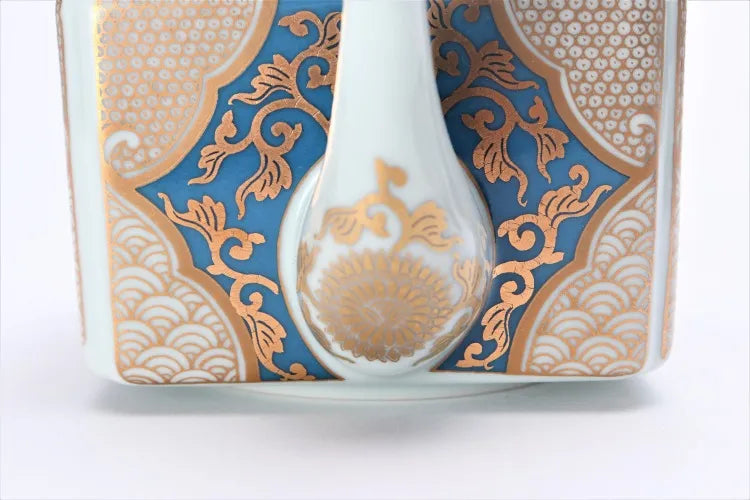 ARITA WARE TOSO SAKE SET “BLUE & GOLD CHRYSANTHEMUM DESIGN / TOKKO KILN
