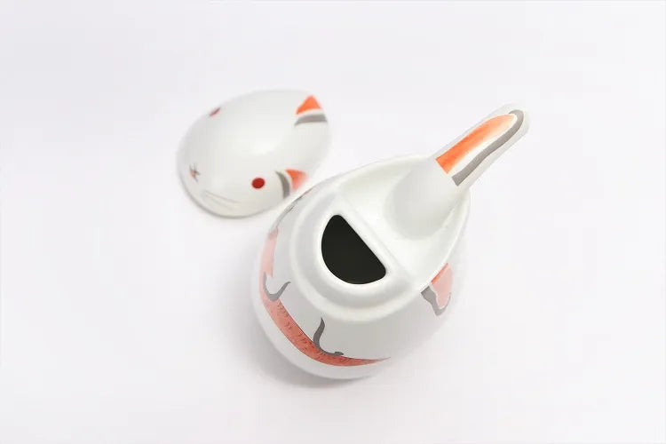 ARITA WARE  SOY SAUCE DISPENSER WITH “NISHIKI RABBIT” DESIGN (KOURAKU KILN)