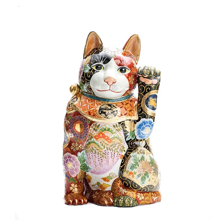 JAPANESE KUTANI PORCELAIN MANEKI NEKO – SHOCHIKUBAI (PINE, BAMBOO & PLUM) KOMON PATTERN