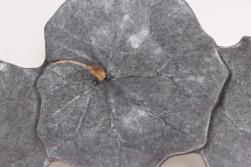 ARITA WARE BLACK GLAZED CONNECTED TSUWA LEAF PLATE WITH GOLD BRUSHSTROKE ACCENTS / FUKUSEN KILN
