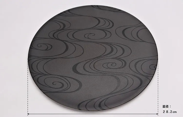 ARITA WARE BLACK CLAY 23 CM ROUND PLATE WITH FLOWING WATER PATTERN