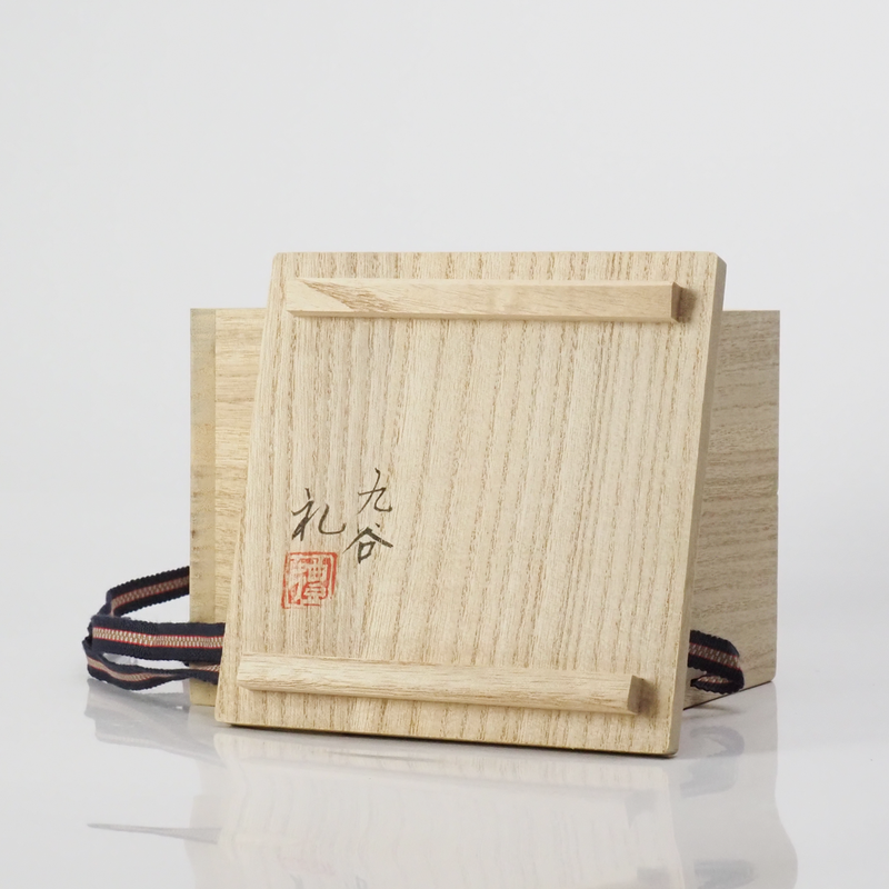 KUTANI WARE INCENSE BURNER  KARAKO MOTIF/REIKO FUKUSHIMA