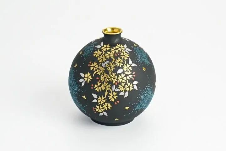 KUTANI WARE FLOWER VASE – SHIROKIN-MORI WEEPING CHERRY BLOSSOMS WITH AO-CHIBU BY KINGYOKU NAKATA