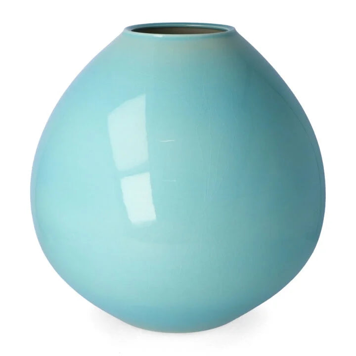 KUTANI WARE VASE WITH CAMELLIA DESIGN – AUTHENTIC JAPANESE HANDCRAFTED PORCELAIN FLOWER VASE