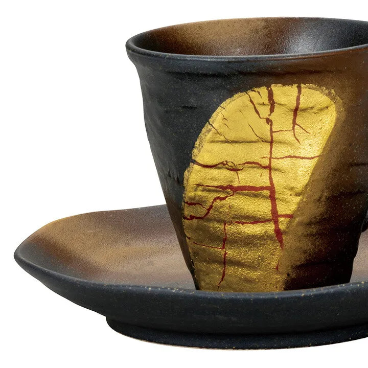 KUTANI WARE CUP & SAUCER – GOLD LEAF DECORATION (GIFT BOX)