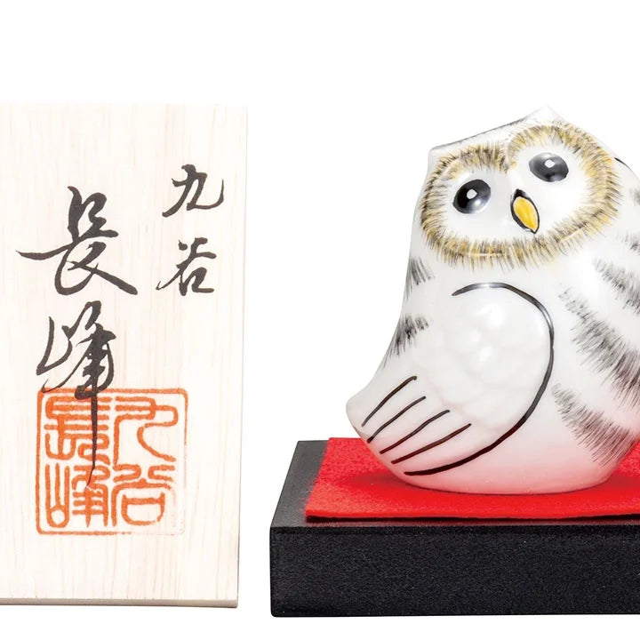 KUTANI WARE PAIR OF OWL FIGURINE WHITE