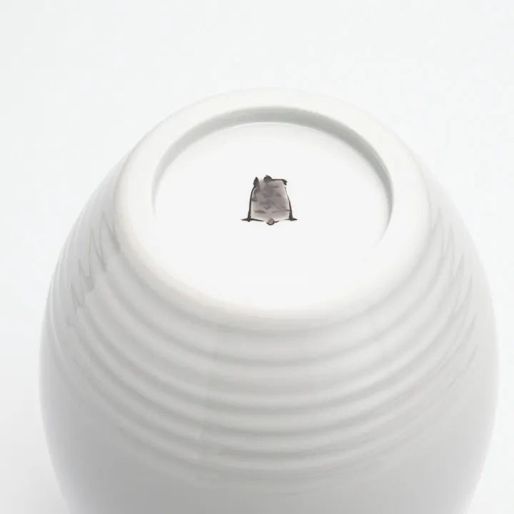 KUTANI JAPANESE FLOWER VASE BULLET-SHAPED FLOCK OF SPARROWS PAINTING”/ TOSHITO NAKAMURA