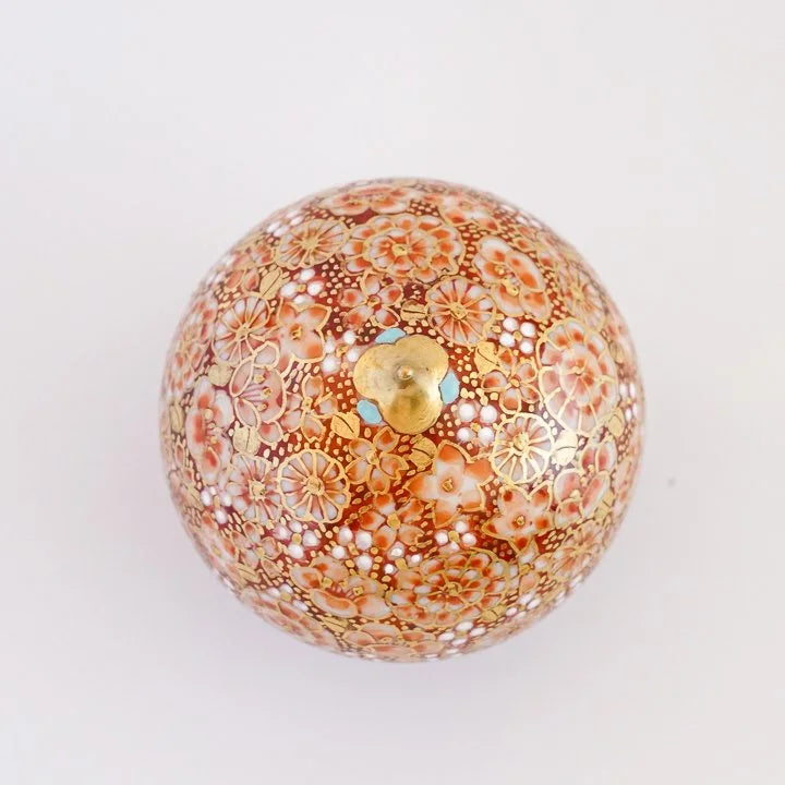 KUTANI WARE GYOKUKO (AKIE KINRAN HANAZUME MON) /TOSHIFUMI TAKA