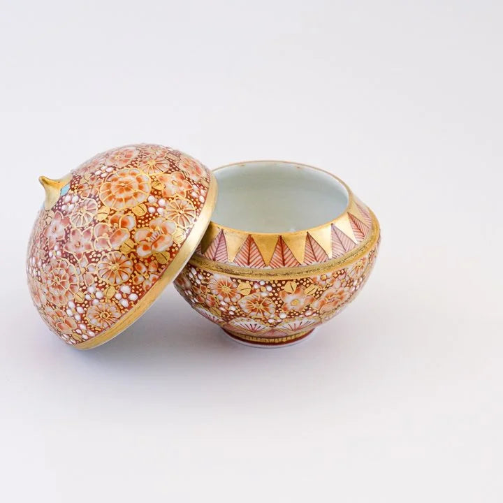 KUTANI WARE GYOKUKO (AKIE KINRAN HANAZUME MON) /TOSHIFUMI TAKA