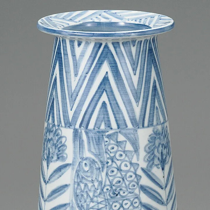 JAPANESE KUTANI WARE VASE – PERSIAN BIRD DESIGN