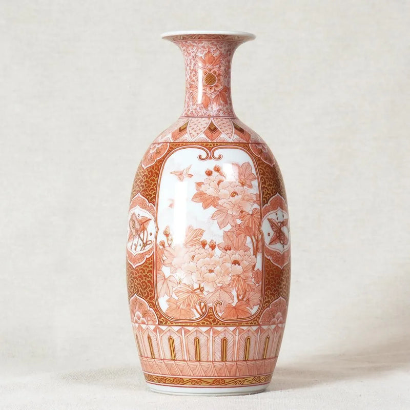 KUTANI WARE JAPANESE FLOWER VASE – “MITSUMADORI” PANEL DESIGN BY BUZAN FUKUSHIMA