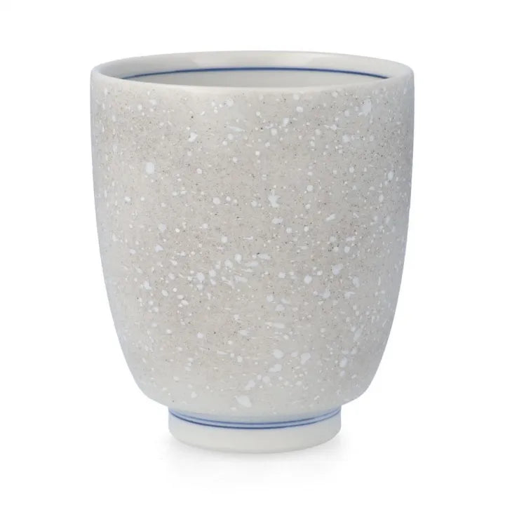 KUTANI WARE YUNOMI “SNOW SPARROW” BY TOSHITO NAKAMURA – JAPANESE PORCELAIN TEACUP