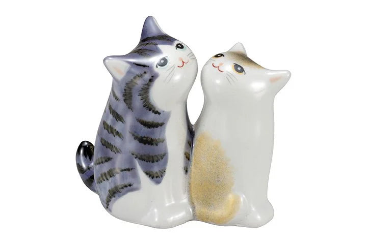 KUTANI WARE FRIENDLY CATS PURPLE AND GOLD GLAZE