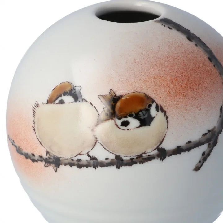 KUTANI YAKI ROUND SINGLE FLOWER VASE – TWIN SPARROWS MOTIF / TOSHIHITO NAKAMURA