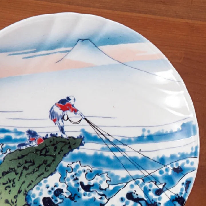 KUTANI WARE DECORATIVE PLATE HOKUSAI KŌSHŪ KAJIKAZAWA STYLE BIZAN KILN, JAPANESE CERAMIC ART