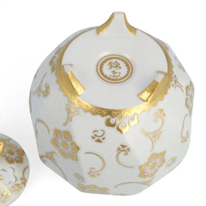 KINGYOKU NAKADA KUTANI INCENSE BURNER – WHITE BEADS WITH GOLD CLEMATIS DESIGN