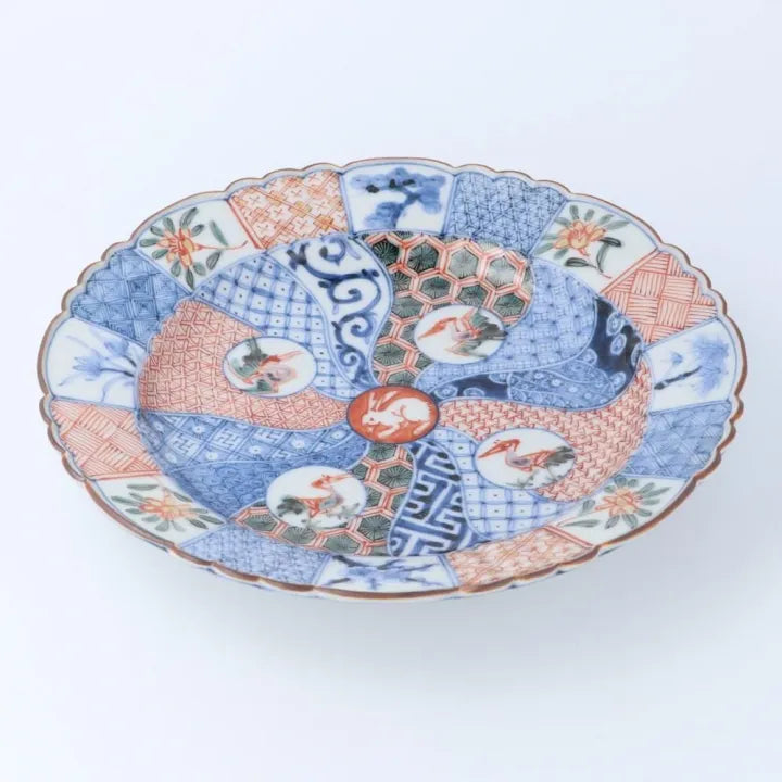 KUTANI WARE FLAT MUKOZUKE PLATE – IROE MARUMON SHONZUI STYLE BY CHOZA YAMAMOTO | JAPANESE HAND-PAINTED SERVING DISH | WOODEN BOX INCLUDED