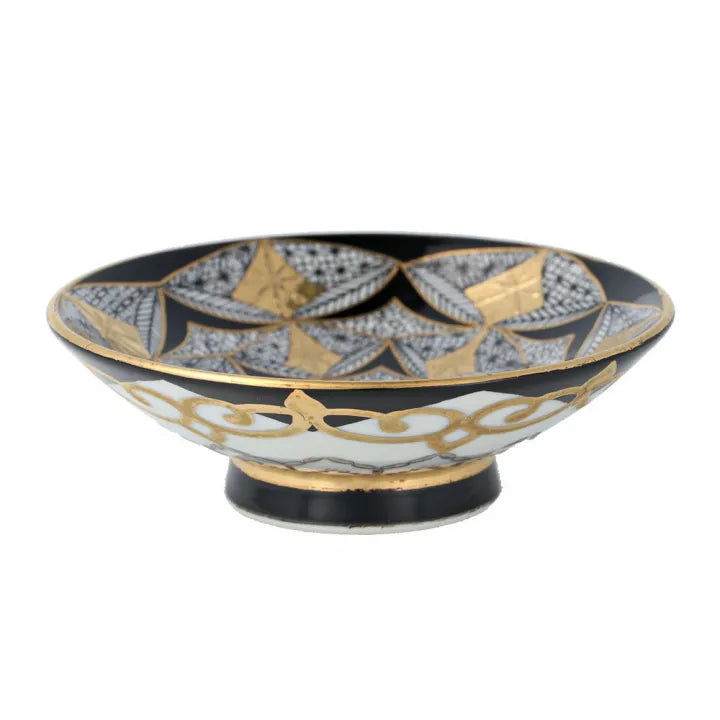 JAPANESE SAKAZUKI KUTANI GOLD AND PLATINUM FINE-LINE DECORATION/ SHUNJIRO ISHITOMI