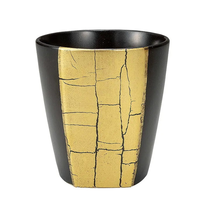 JAPANESE KUTANI PORCELAIN SHOCHU CUP – GOLD LEAF DECORATION