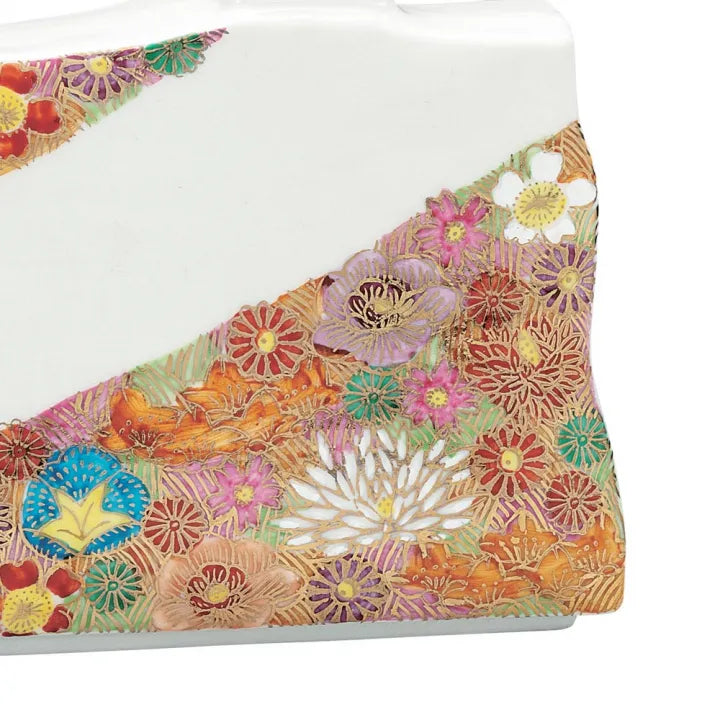 KUTANI SINGLE-FLOWER VASE – HAND-PAINTED GOLD HANA-ZUME FLORAL DESIGN (GIFT BOX)