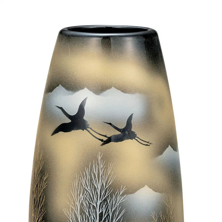 KUTANI JAPANESE FLOWER VASE – TWIN CRANES IN A GOLDEN GROVE DESIGN
