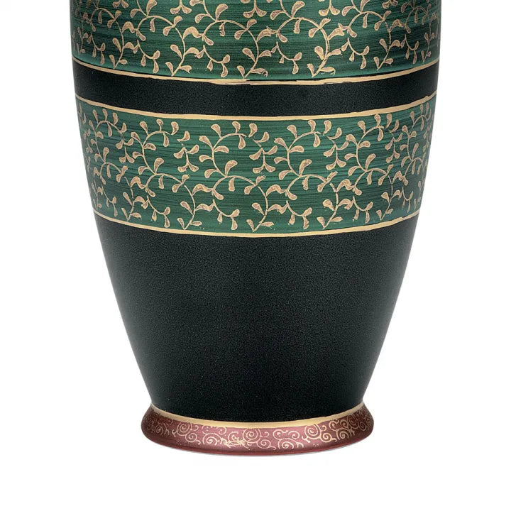 JAPANESE FLOWER VASE KUTANI GOLDEN ARABESQUE