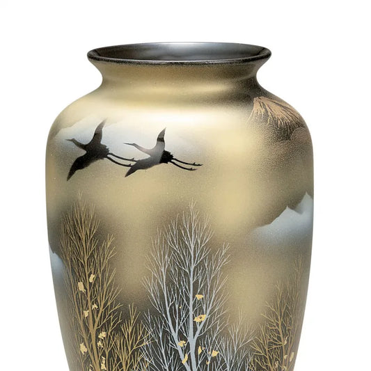 JAPANESE KUTANI WARE VASE – GOLD LEAF FOREST & MOUNTAINS WITH CRANES (GIFT BOXED)