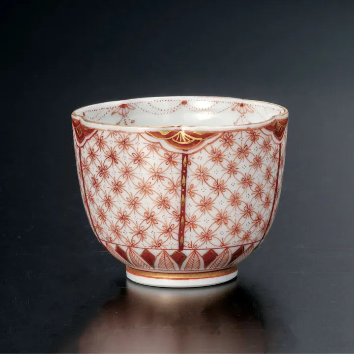 KUTANI WARE GUINOMI SAKE CUP “SAKURA MOTIF” REIKO FUKUSHIMA (PAULOWNIA WOOD BOX WITH CORD CLOSURE)